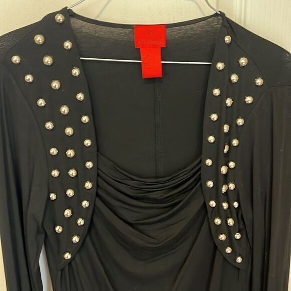 New V Cristina black blouse with silver button detail - Picture 3 of 4
